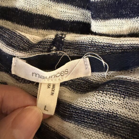 Maurices Hooded Knit Top Blouse Shirt Stripe Black White L bv - Picture 7 of 9